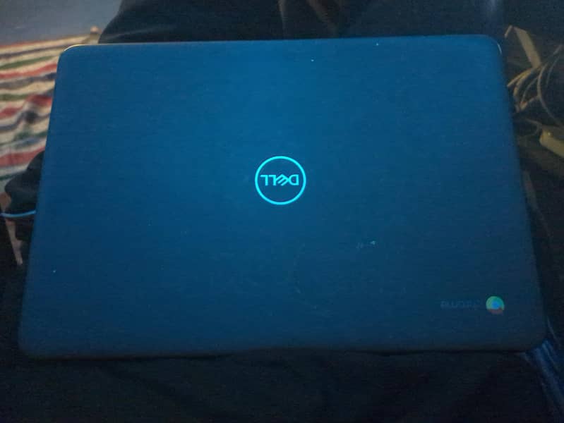 Chrome book 0