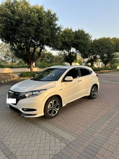 Honda Vezel 2015 hybrid top variant