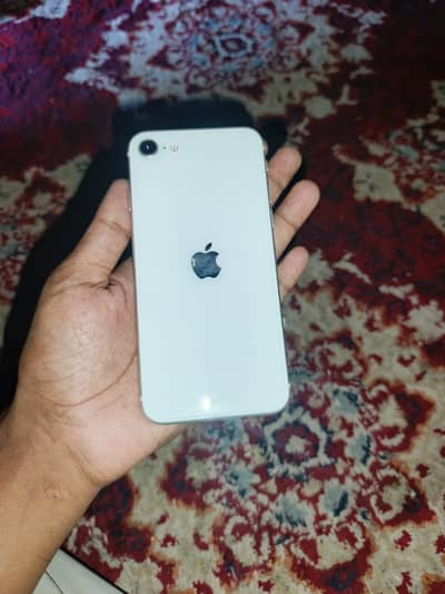 Apple iPhone SE