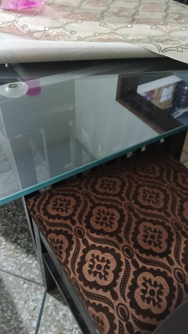 6 seater Dining table 1