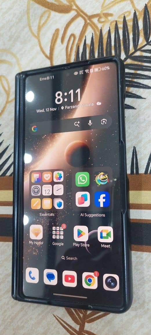 Honor Magic V3 8