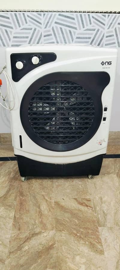 Almost new cooler