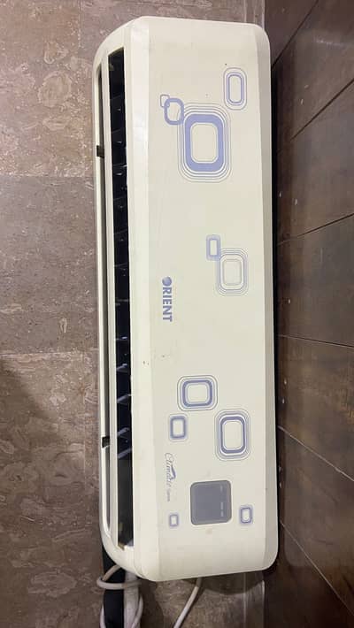Ac orient 1 ton split Ac