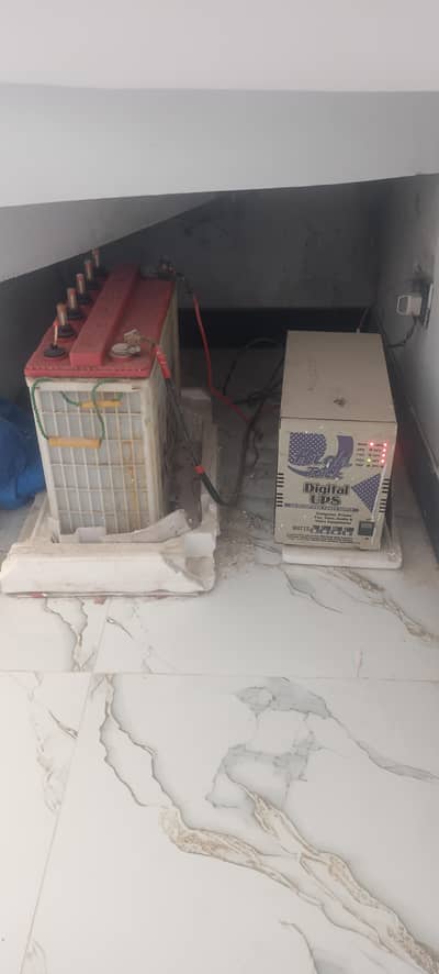 ups and  big battery  tubular