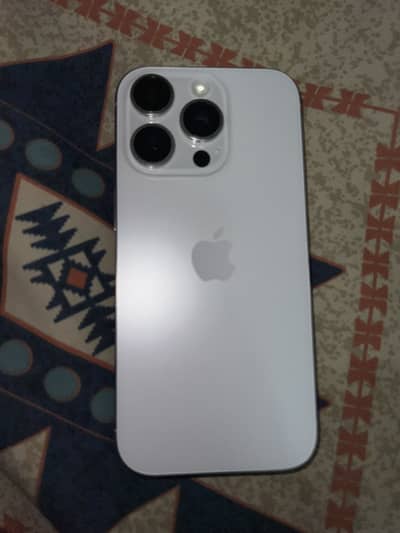 Apple iPhone 16 Pro