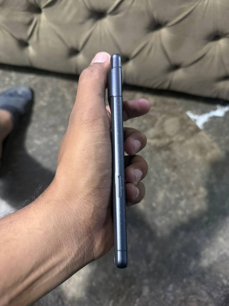 Google Pixel 7 4