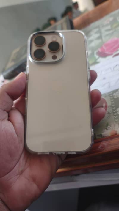 Apple iPhone 16 Pro