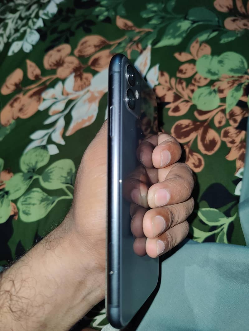Apple iPhone 11 1