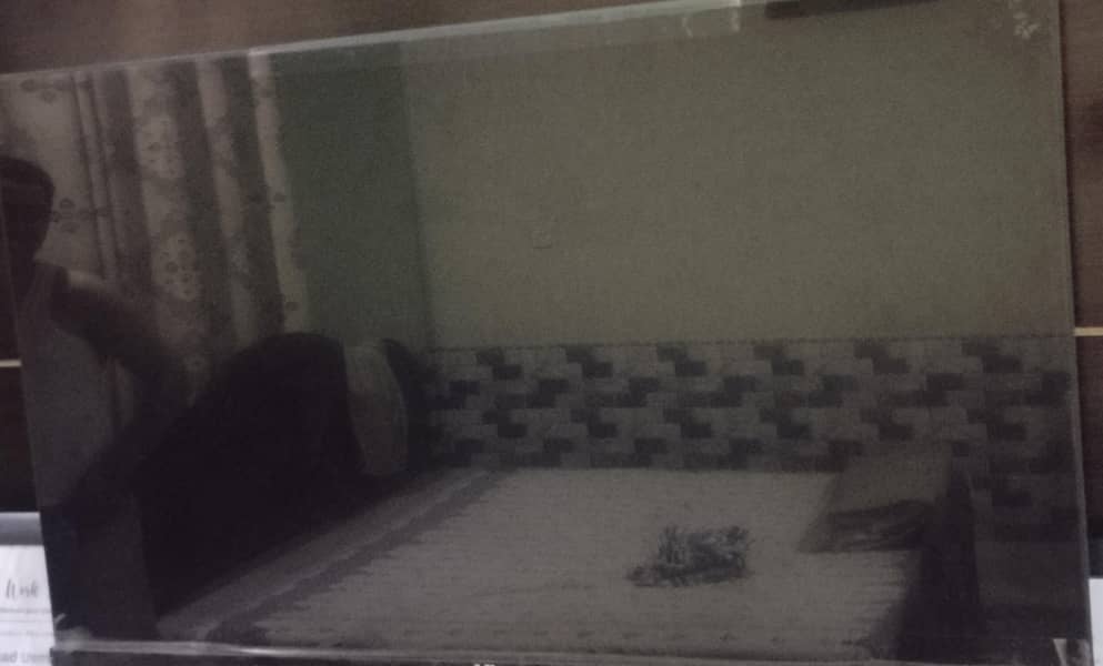 TCL LED 2