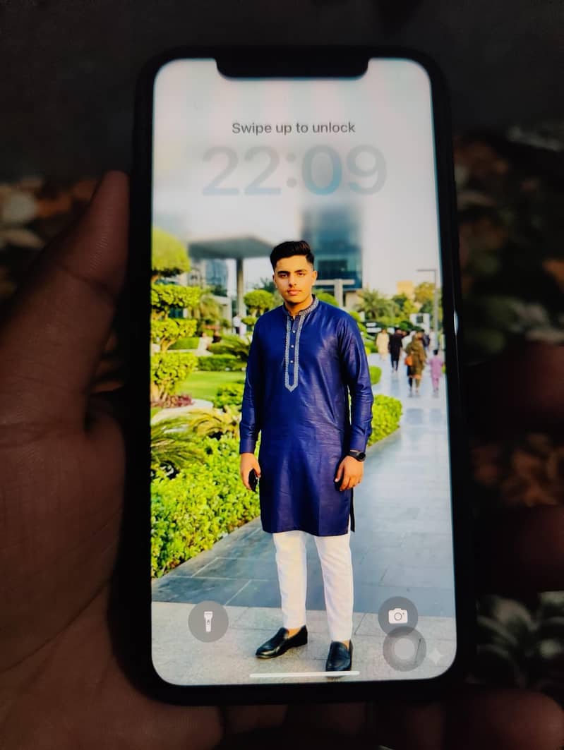 Apple iPhone 11 3