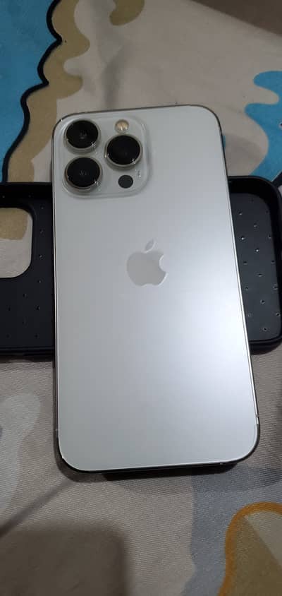 Apple iPhone 13 Pro