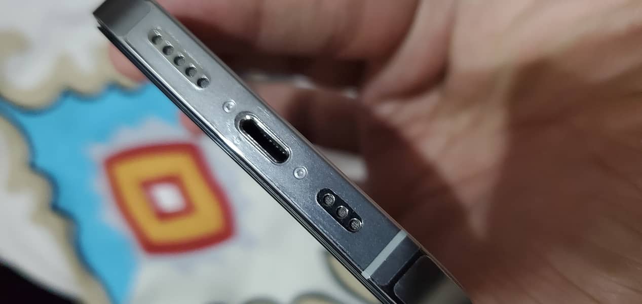 Apple iPhone 13 Pro 4