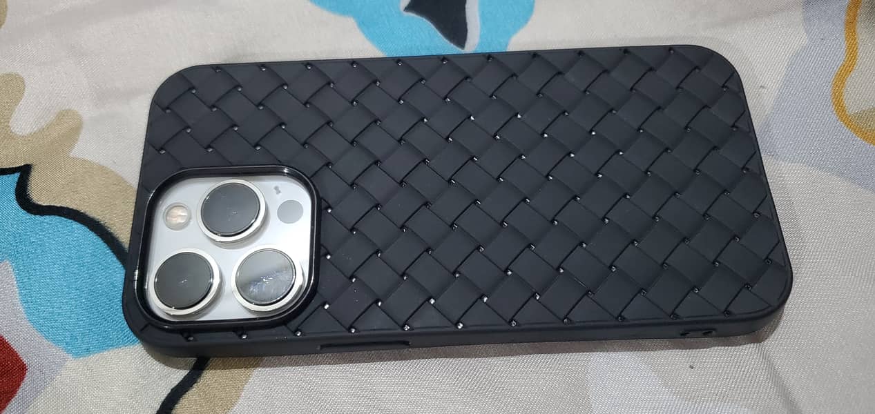 Apple iPhone 13 Pro 8