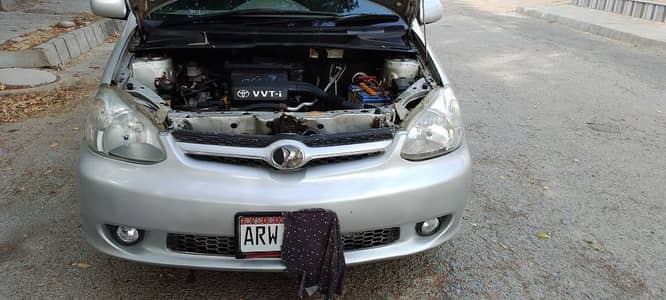 Toyota Platz 2003