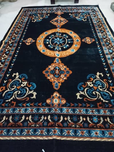 carpet & center piece available
