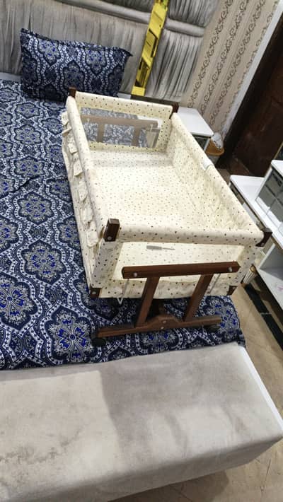 baby bed with jhula