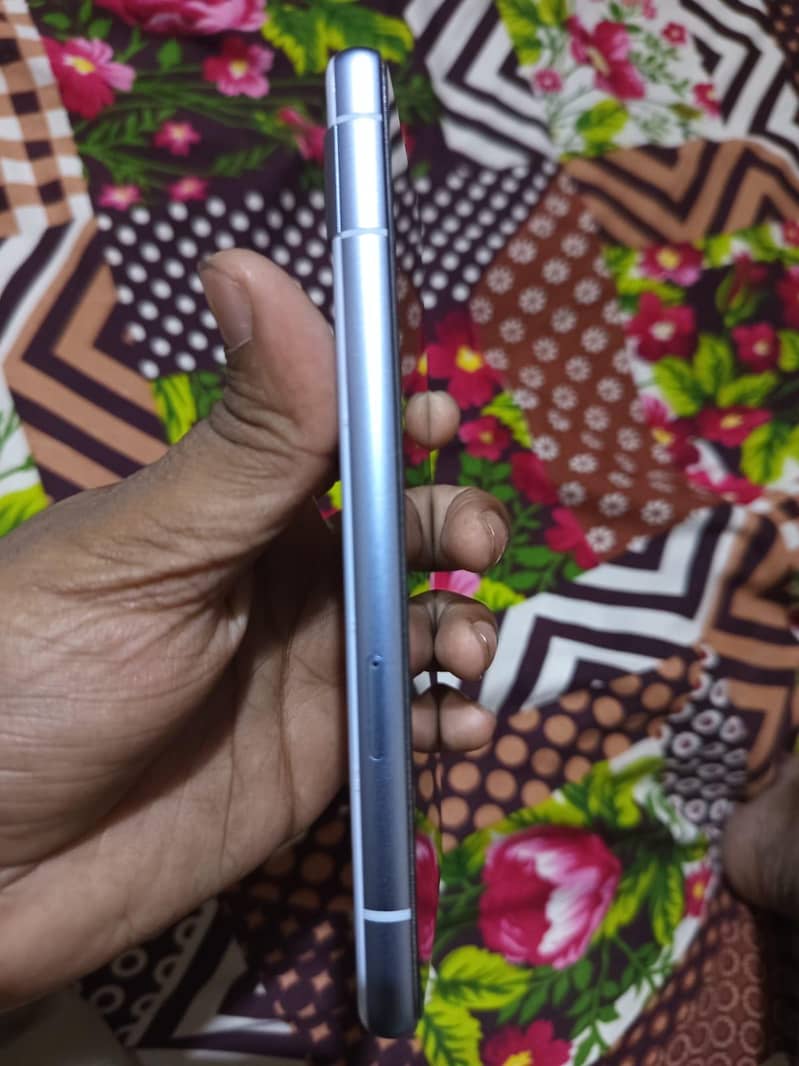 Pixel 7a 3