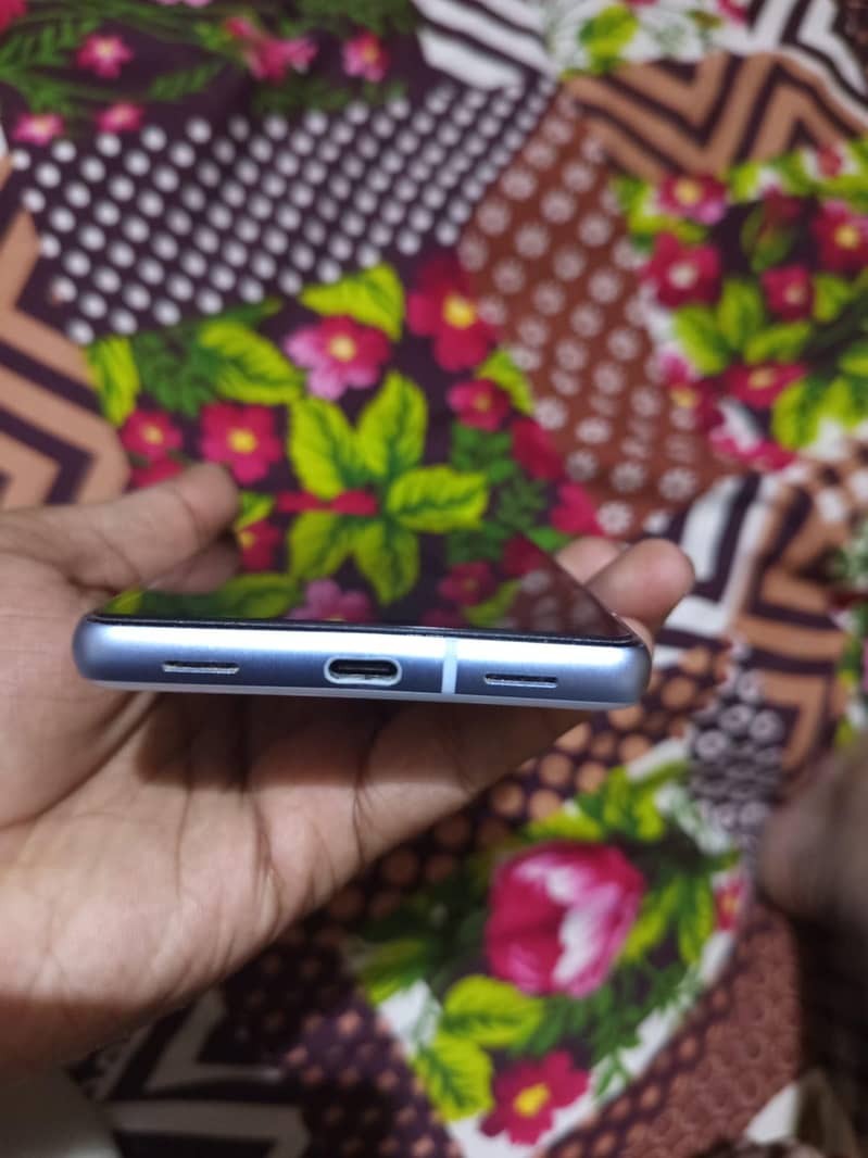 Pixel 7a 5