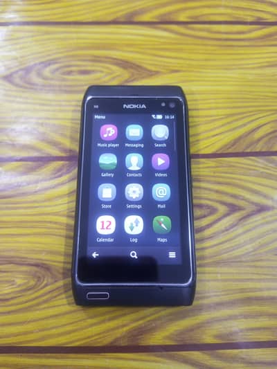 Nokia N8 (Non PTA)