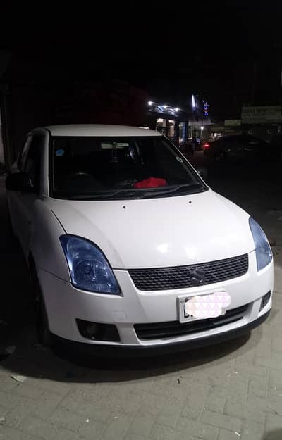 Suzuki Swift 2012 DX like a new car totally Genuine family use