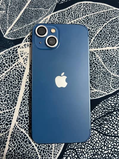 Apple iPhone 13