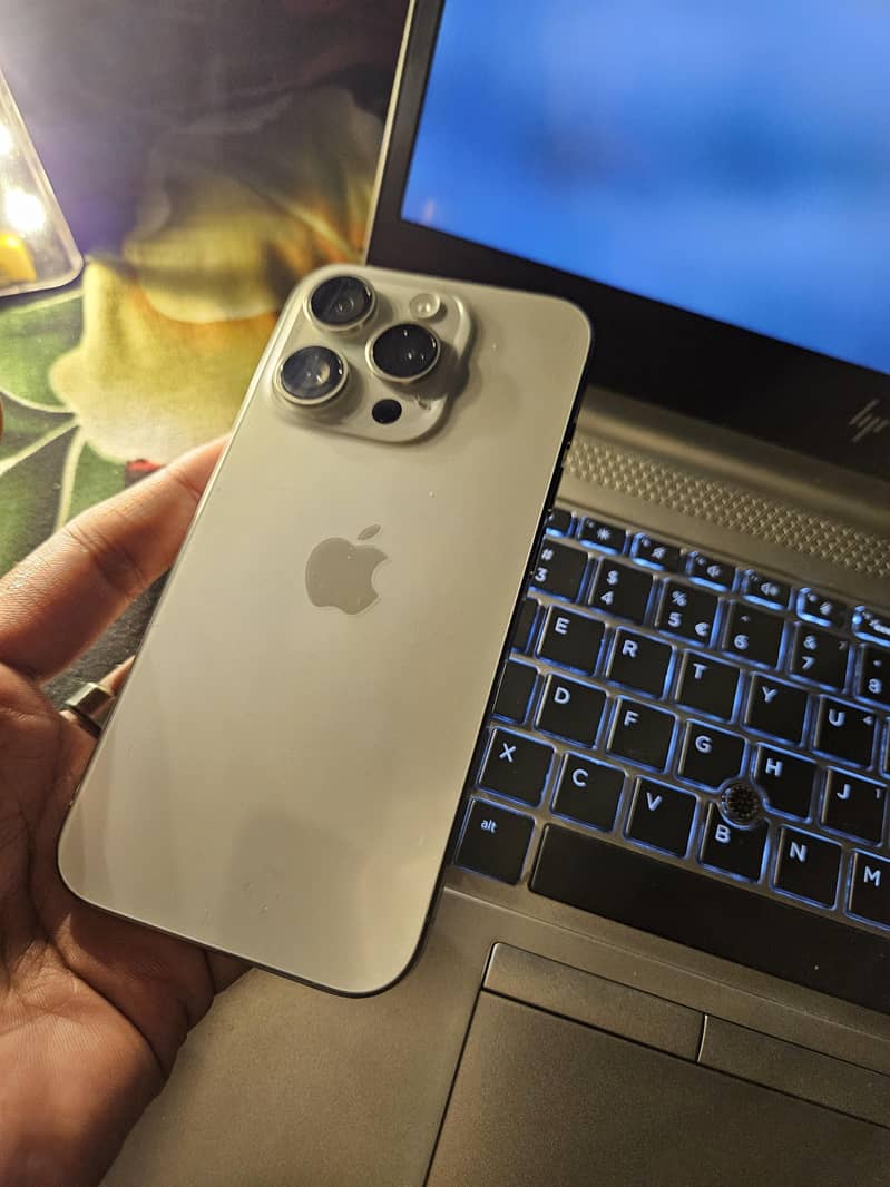 IPhone 16 Pro 0