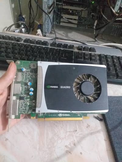 Nvidia quadro 2000 1GB DDR 5 128bit Gaming card