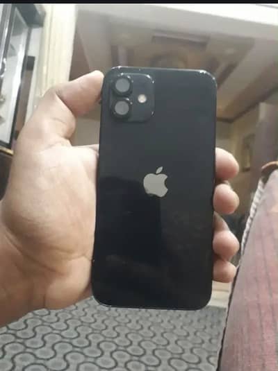 Apple iPhone 12