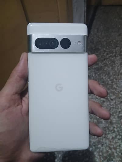 Google pixel 7 pro 12/128 condition 10/10
