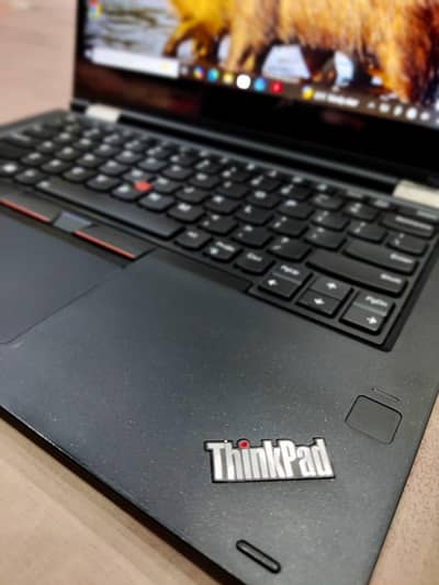 Yoga 370 x360 with pen