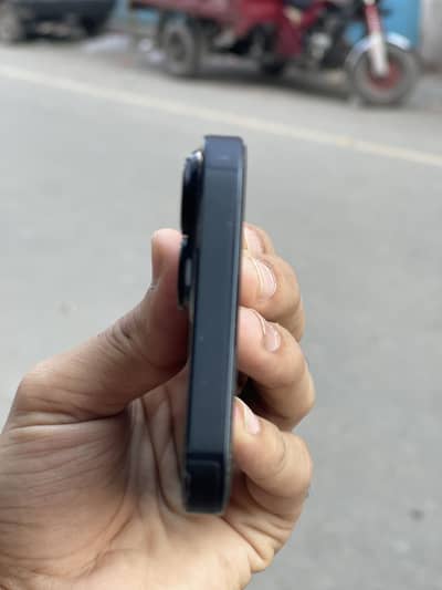 Apple iPhone 14 JV
