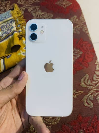 Apple iPhone 12