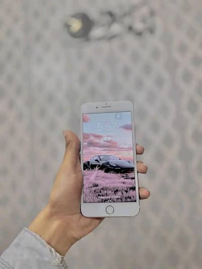 Iphone 7plus PTA approved 128gb My Whatsapp number 0329-89-46-538