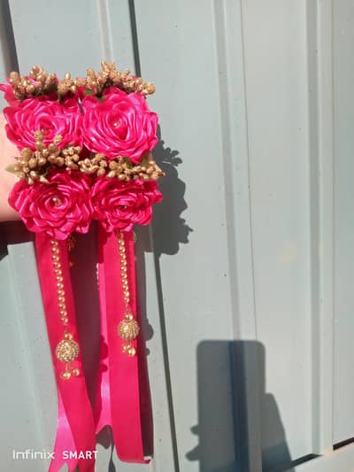 Handmade gajray