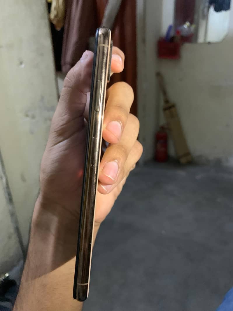 iPhone XS max 0