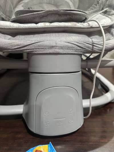 New mastela 4 in 1 bassinet