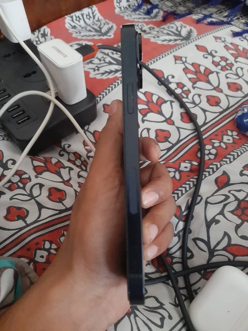Apple iPhone 14 plus 2
