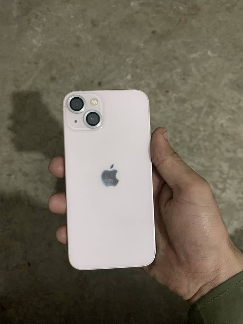 Apple iPhone 13 0
