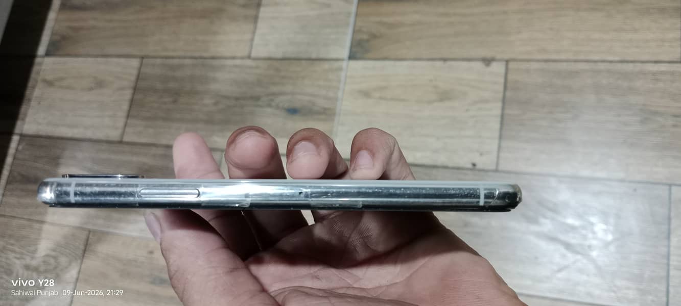 iPhone X mobile 2