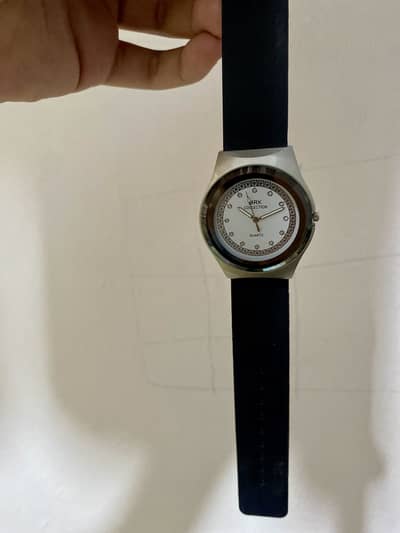 MRK Collection Quartz Watch – Stylish Analog Watch for Men & Women