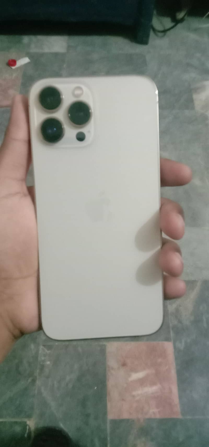 Apple iPhone 13 Pro Max 0