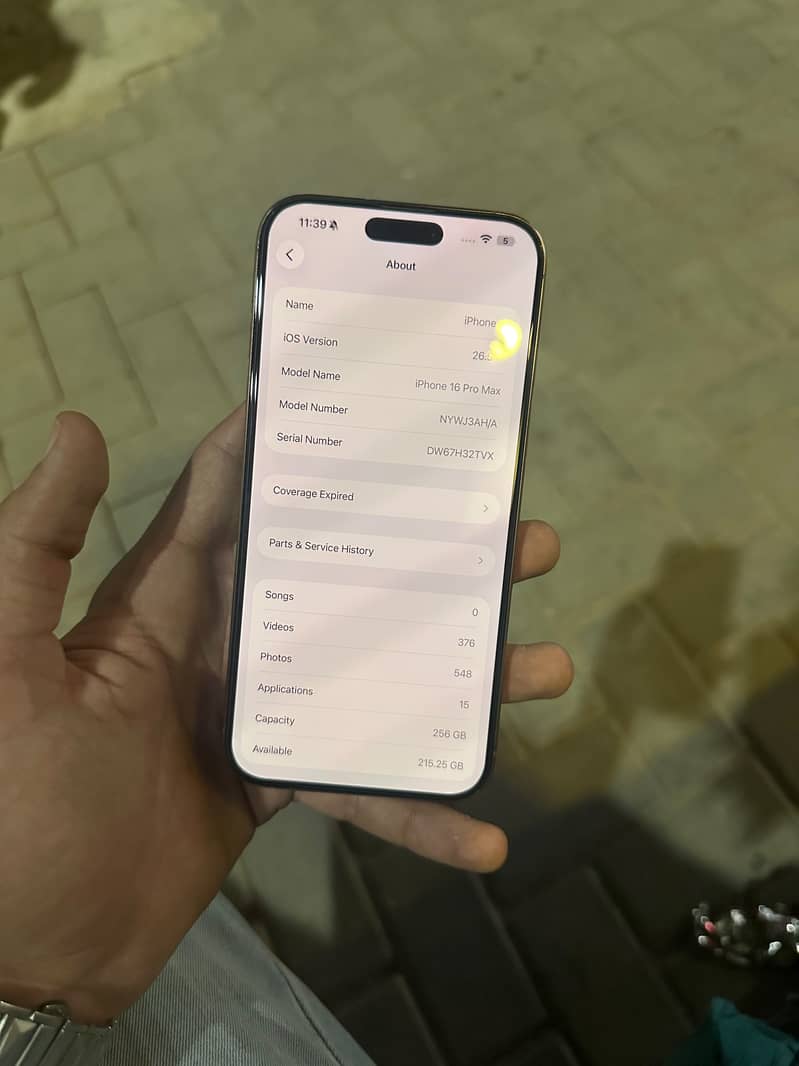 iPhone 16 Pro Max 3