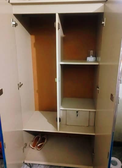 Wardrobe - Almari