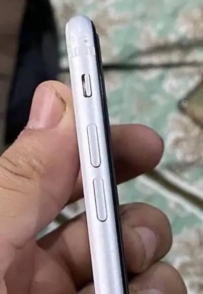 Apple iPhone SE