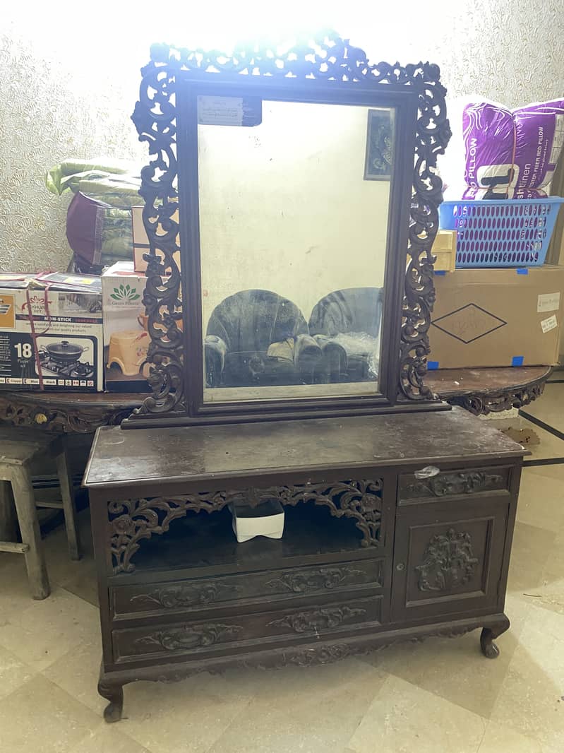 Dressing Table 1