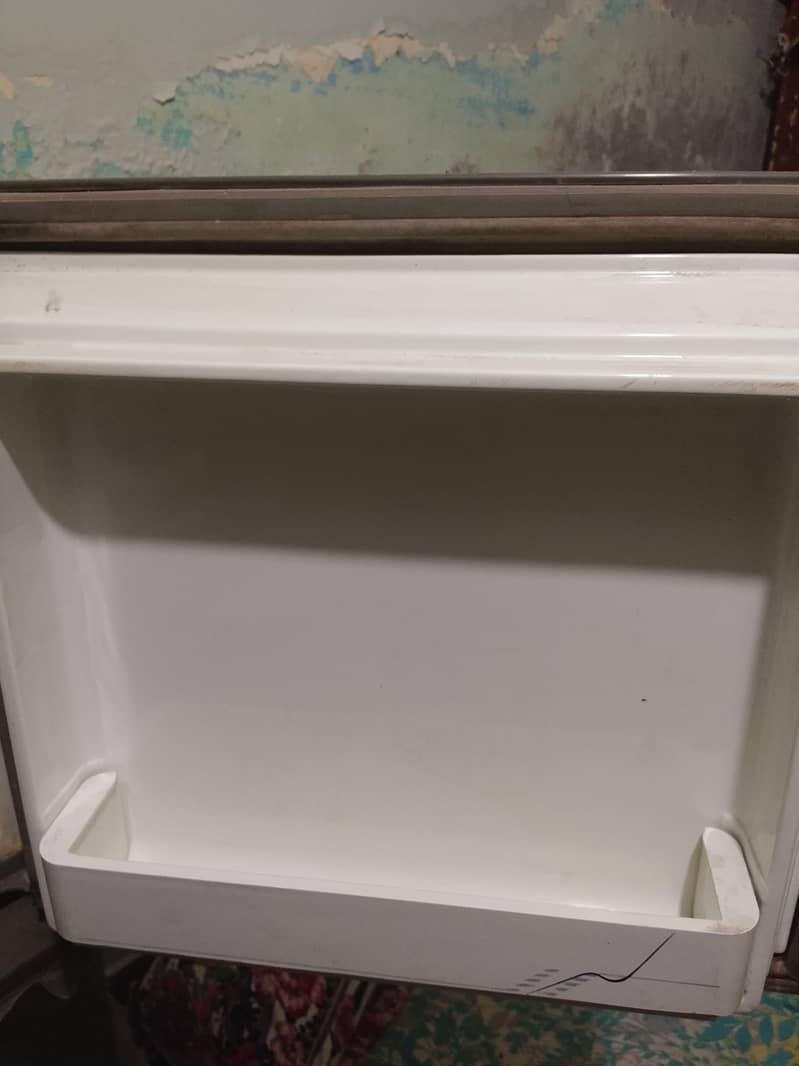 Fridge 4