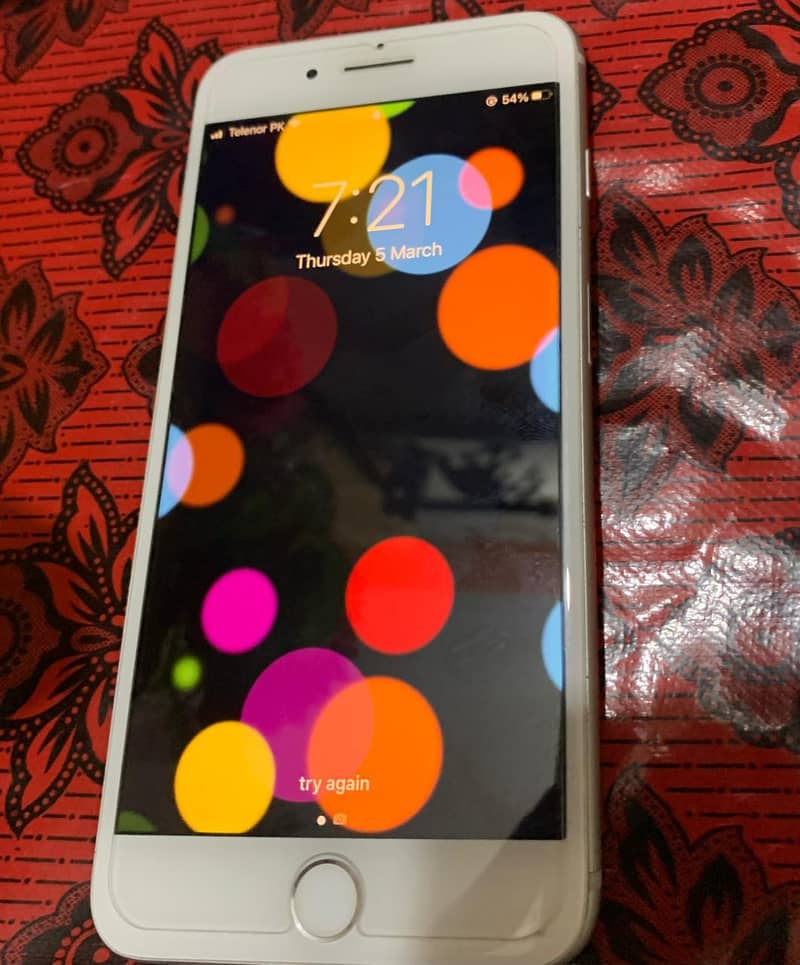 Apple iPhone 7 Plus 0