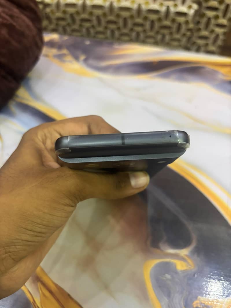Google Pixel 8 3