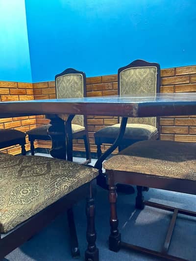 Wooden Dining Table with 6 Comfortable Chairs