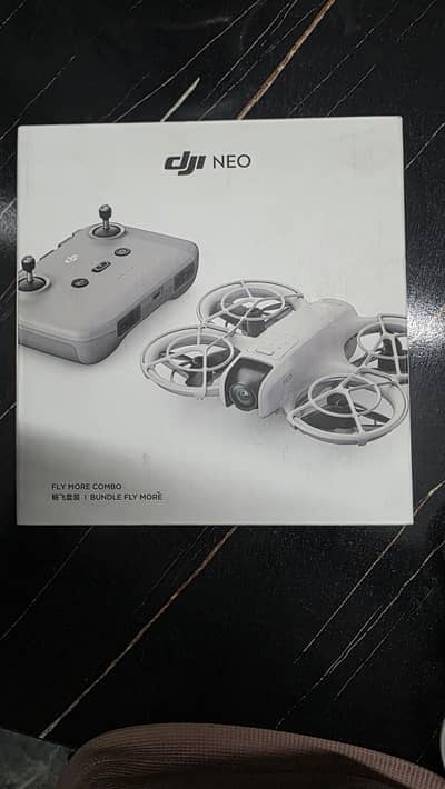 DJI Neo Drone Combo Pack